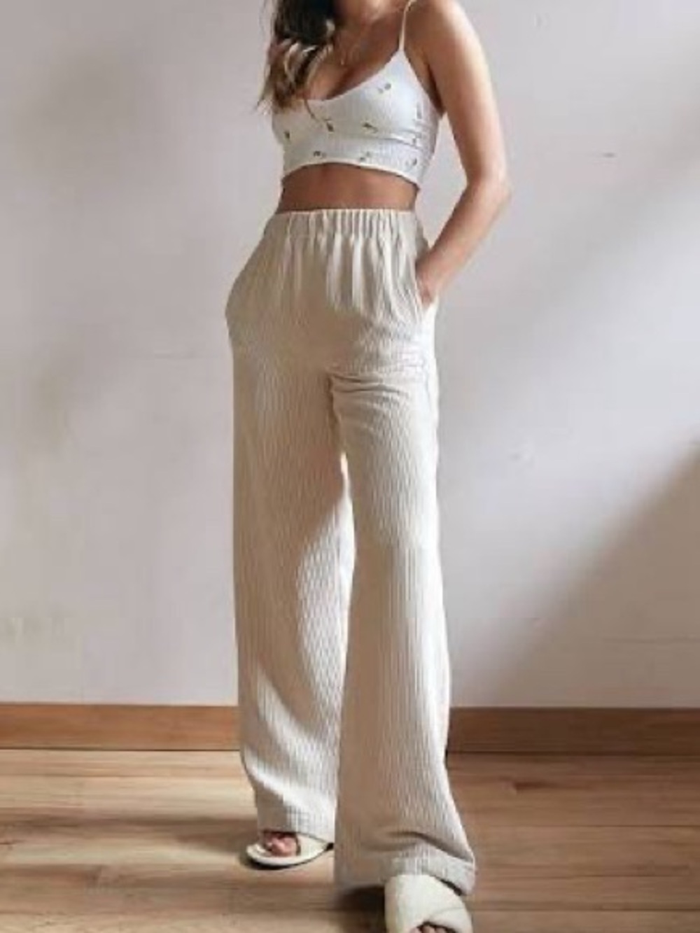 Urban Outfitters BDG Small Cream Corduroy High-Rise Baggy Puddle Pull-On Pants